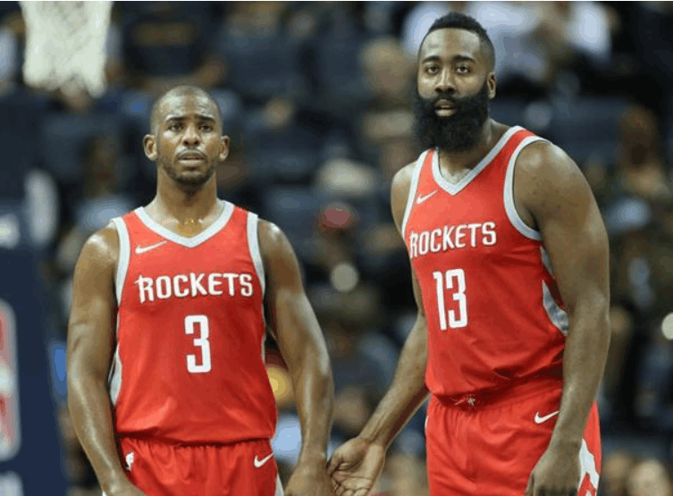 B席：鲁本-迪亚斯是我在足坛最好的朋友，渴望夺得世界杯冠军（B席：迪亚斯是我足坛至交，盼问鼎世界杯）