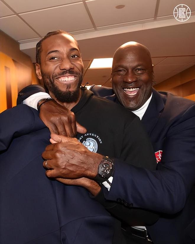 斯基拉：卡洛斯-奥古斯托即将与国米涨薪续约至2030年（斯基拉：国米将与卡洛斯-奥古斯托续约至2030年，薪资提升）