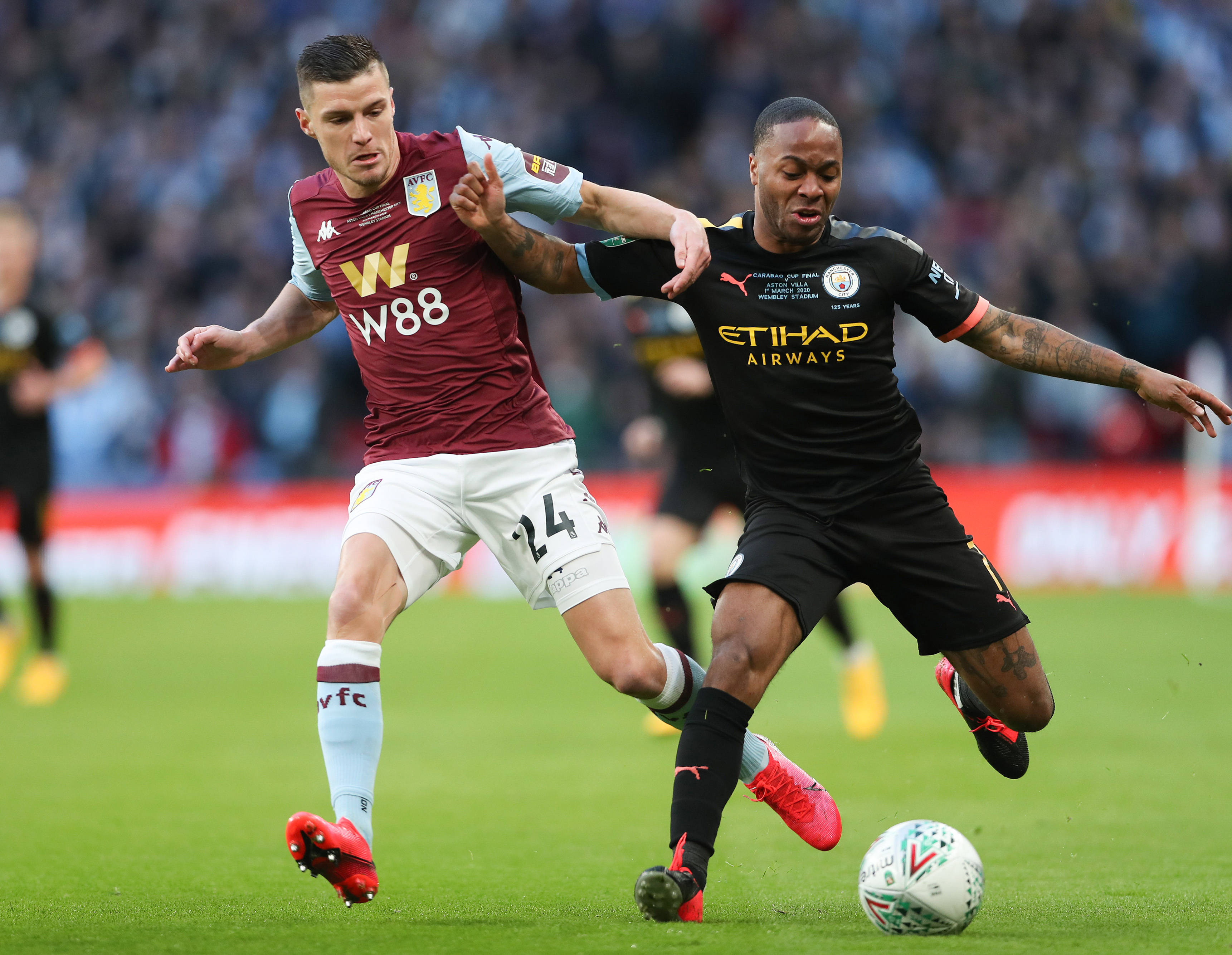 菲利克斯：过去三个夏天我都想回到本菲卡，但他们毫无诚意（菲利克斯：连续三个夏天盼重返本菲卡，却未见俱乐部诚意）