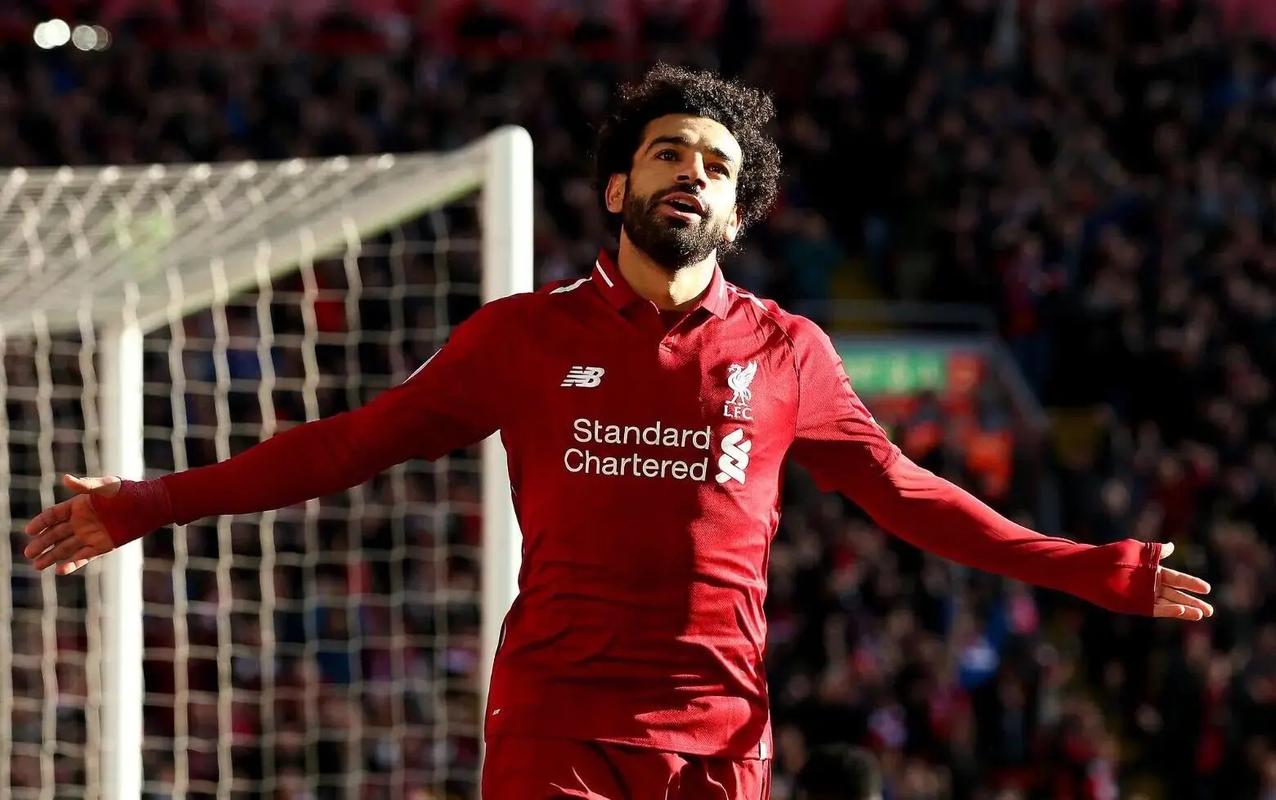 官方：由于场地积水严重，布莱克本vs谢周三比赛腰斩（官方通报：因场地严重积水，布莱克本对阵谢周三的比赛中止）