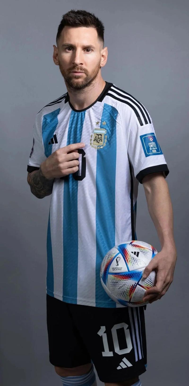 弗兰克谈主场球迷嘘维卡里奥：他们不可能是真正的热刺球迷（弗兰克评主场嘘维卡里奥：这不是真正的热刺球迷所为）