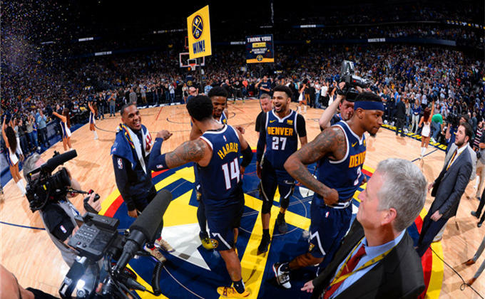 法兰克福1-0美因茨，堂安律助球队取胜（法兰克福1比0击退美因茨，堂安律助力取胜）