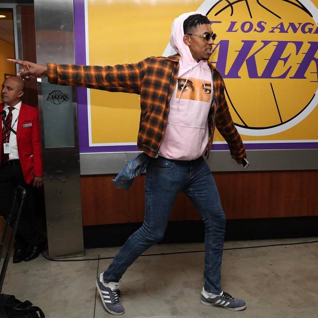 FIFA女足最新排名：中国女足下降一位至世界第17，亚洲第四（FIFA女足排名更新：中国女足跌至世界第17位，亚洲第4）