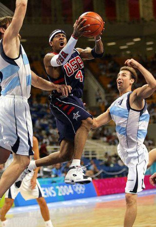 升入U21，阿森纳15岁2米门将发文庆祝并剑指挑战拉亚（阿森纳15岁2米门神升入U21：晒文庆祝，瞄准挑战拉亚）