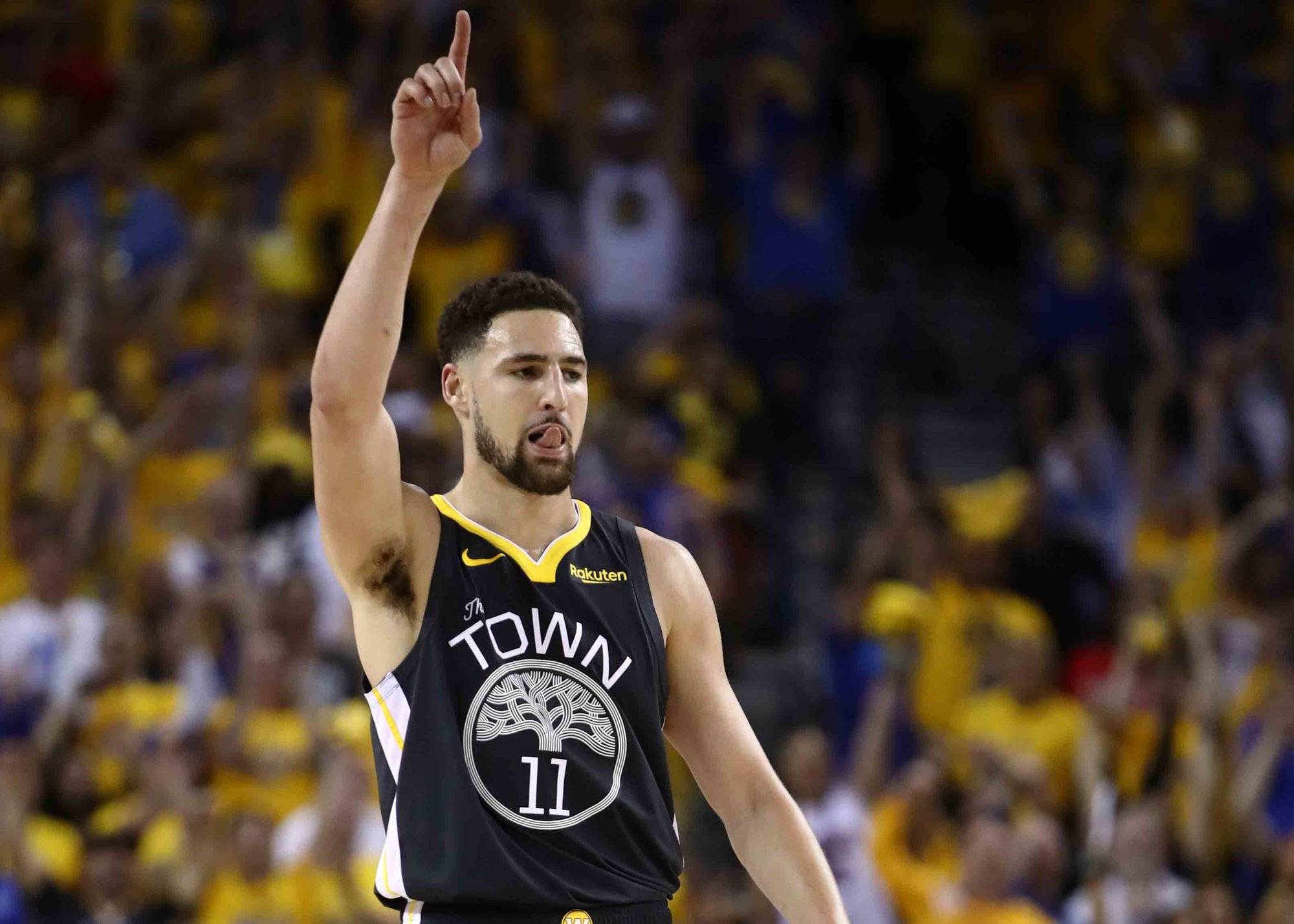 雷霆10天内两负马刺，马刺成本赛季首支两胜雷霆的球队（马刺10天内双杀雷霆，成本季首支两次击败雷霆的球队）