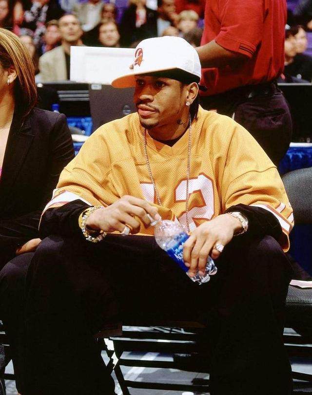 不够硬？火箭本赛季加时赛1胜4负，近3次失利均为加时失利（火箭加时疲软：本季加时战绩1胜4负，近3次失利皆在加时）