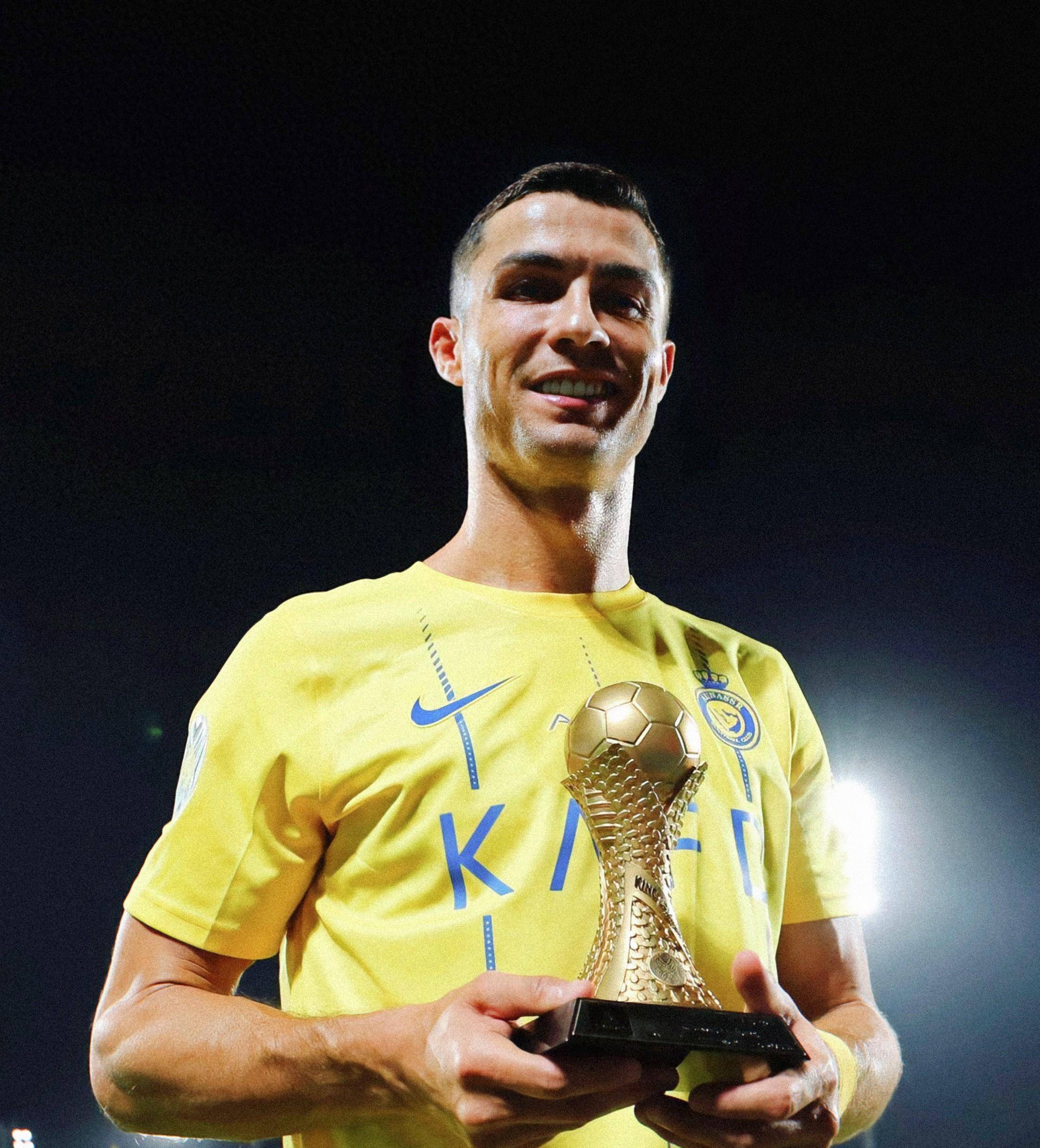 迈阿密国际联合主席：我说梅西是史上最佳球员，老板说那就签下他（迈阿密国际联席主席：我认定梅西是历史最佳，老板回应：那就签下他）