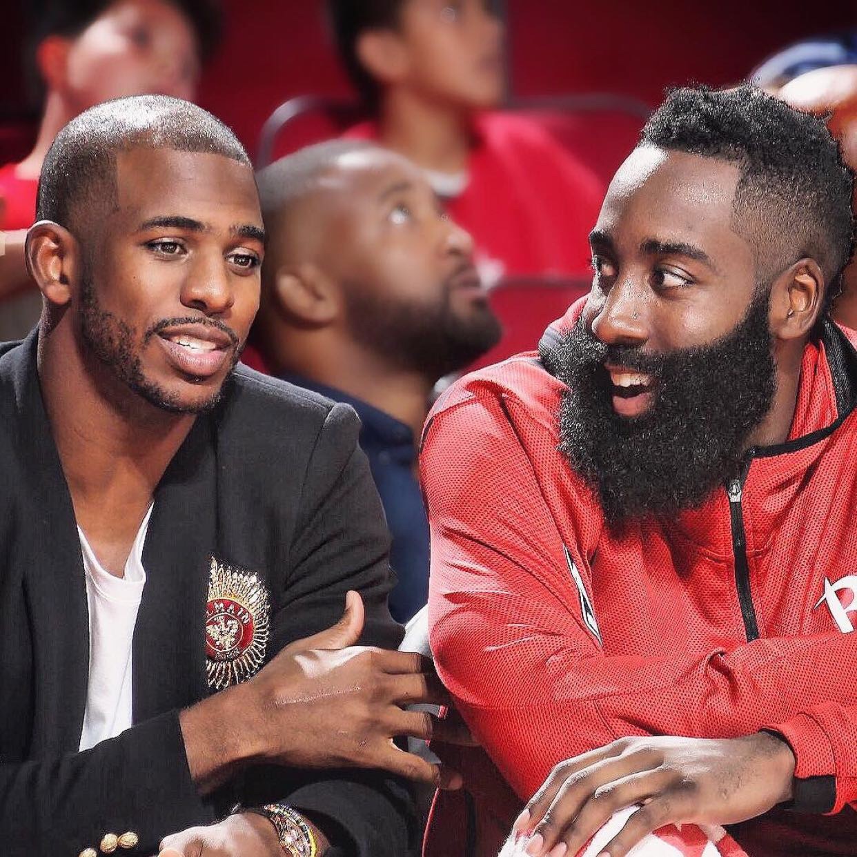 媒体人谈潜力赛：比赛强度并不大，老队员更像是打表演赛（媒体人评潜力赛：对抗强度不高，老将打得更像一场表演赛）