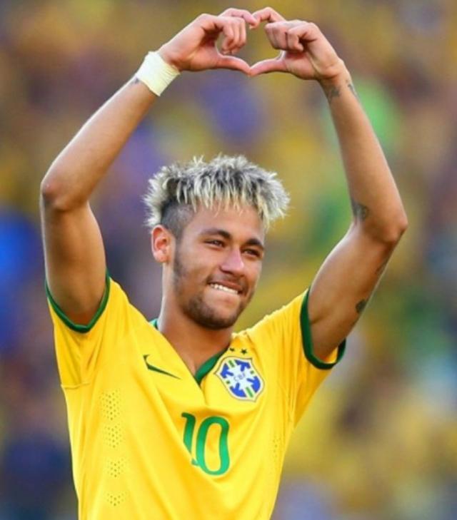 回购价2300万欧，记者：国米预计会在明夏买回小斯坦科维奇（记者：国米计划明夏以2300万欧回购小斯坦科维奇）