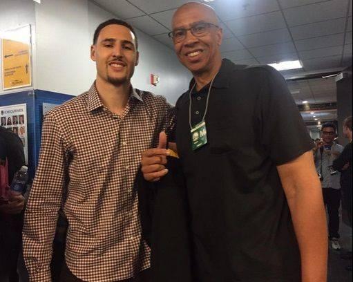 凯恩补时绝平，拜仁德甲对阵柏林联合仍保持不败（凯恩读秒扳平，拜仁德甲战柏林联合仍未尝败绩）