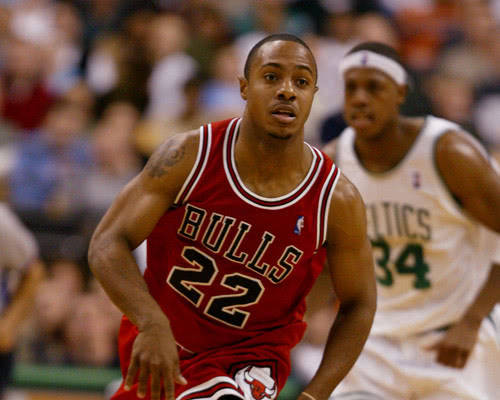 迈克·布朗：本来已布置好战术，但布伦森表示他要执行绝杀（迈克·布朗透露：战术已安排，布伦森坚持亲自完成绝杀）